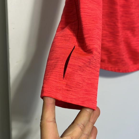 Old Navy Athletic Top - Picture 3 of 4